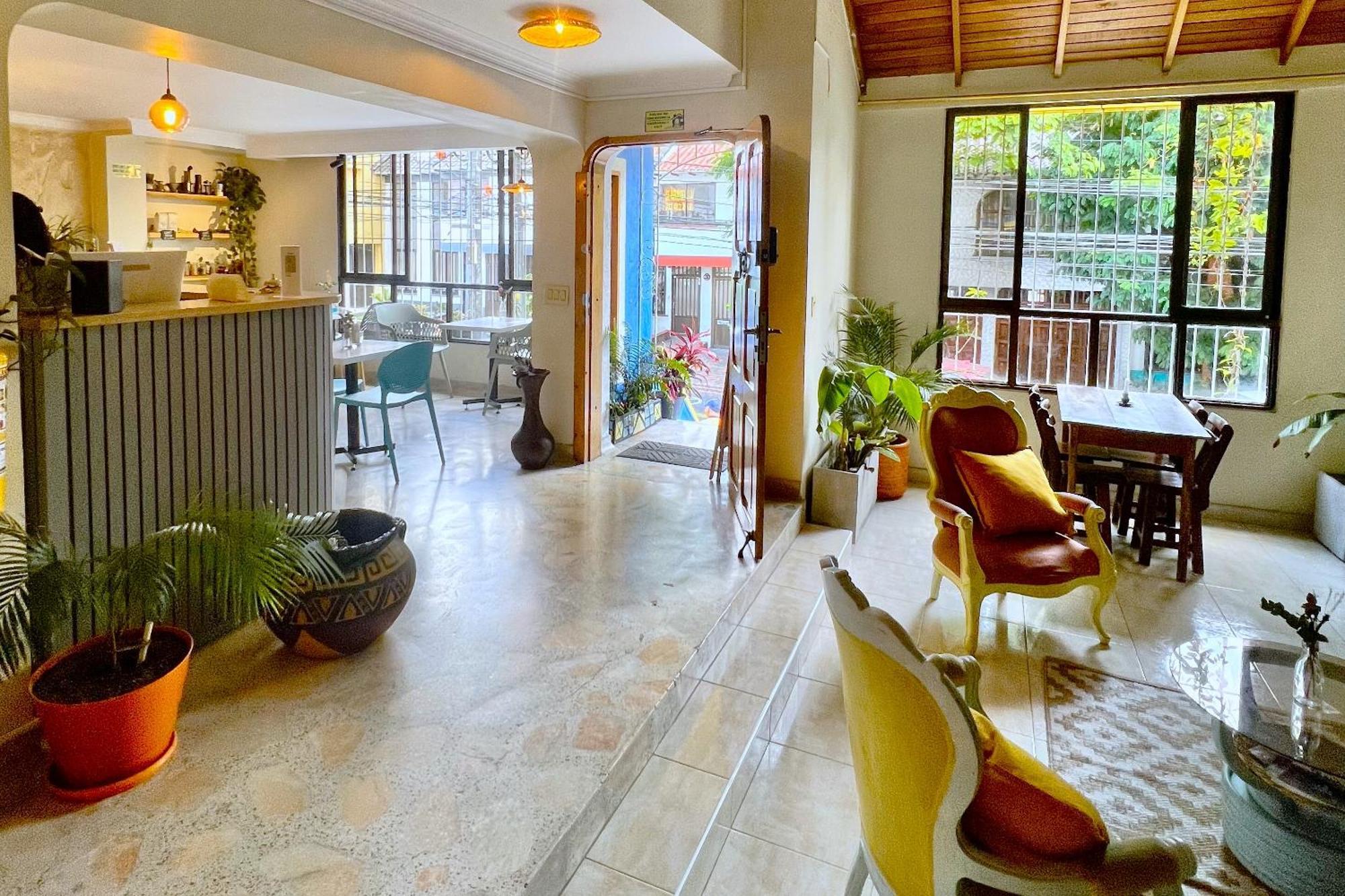 Casa Azul Boutique Hostel Pereira Exteriör bild