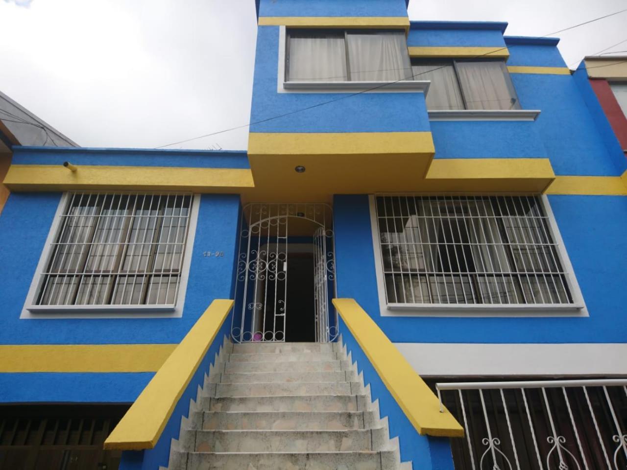 Casa Azul Boutique Hostel Pereira Exteriör bild